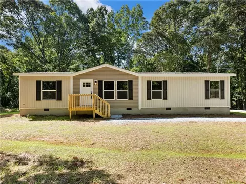 89 Upland Dr, Maysville, GA 30558