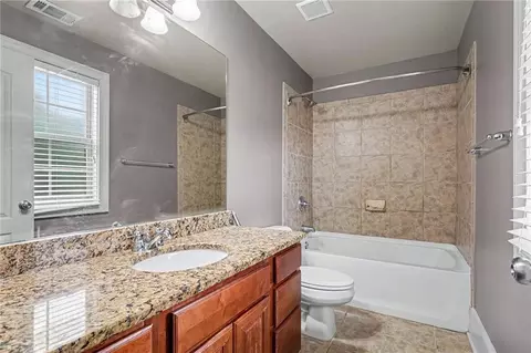 Bath - 157 Mariahs Walk, Hampton, GA 30228 photo 4 of 4