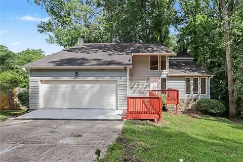 5148 Rocky Gln, Stone Mountain, GA 30088