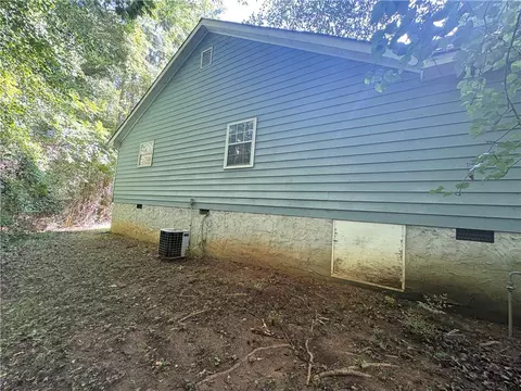 Exterior - 75 W Sycamore Ct, Covington, GA 30016 photo 6 of 10
