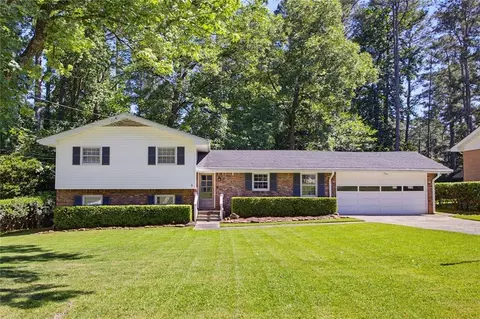 3053 E Ramble Ln, Decatur, GA 30033
