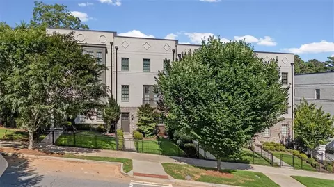 6097 Boylston Dr, Sandy Springs, GA 30328