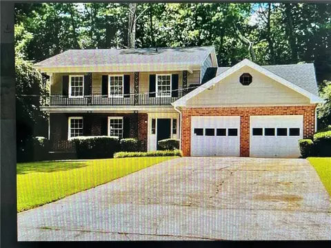 765 Corundum Ct, Stone Mountain, GA 30083