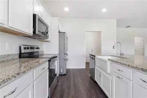 Kitchen - 535 Wheeler Rd, Demorest, GA 30535 photo 3 of 3