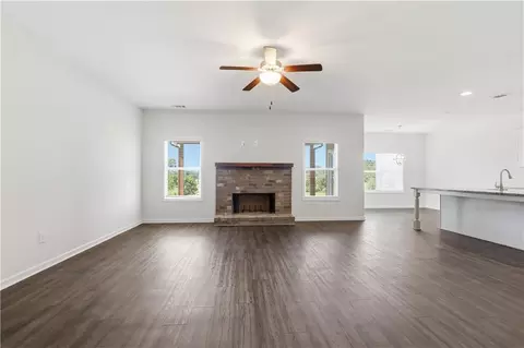 Living - 535 Wheeler Rd, Demorest, GA 30535 photo 1 of 2