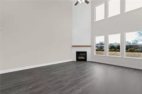 Living - 153 Barton Spgs, Bethlehem, GA 30620 photo 5 of 5