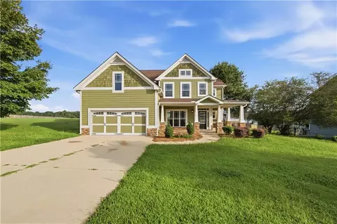 68 Kellenberg Ln, Hiram, GA 30141