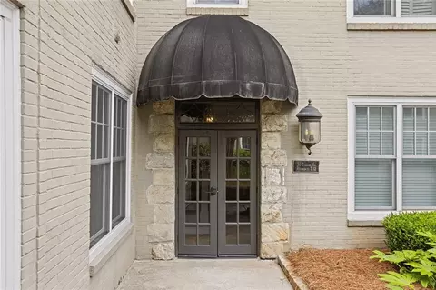 30 Collier Rd #8, Atlanta, GA 30309