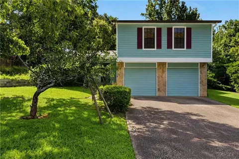 5556 Weatherford Rd, Norcross, GA 30093