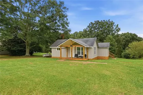 1563 Davenport Rd, Braselton, GA 30517