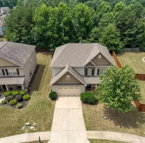 1086 Blind Brook Cir, Hoschton, GA 30548