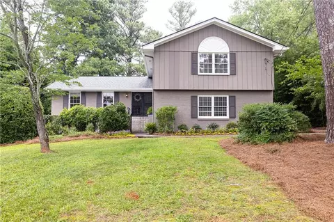 1300 Holly Bank Cir, Atlanta, GA 30338