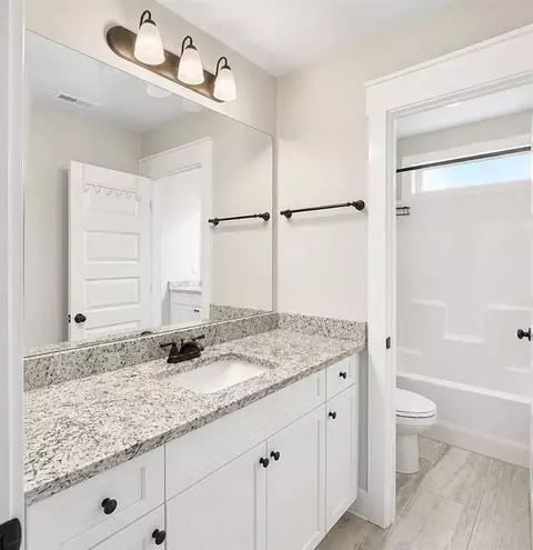 Bath - 150 Peppertree Dr, Newnan, GA 30265 photo 6 of 7