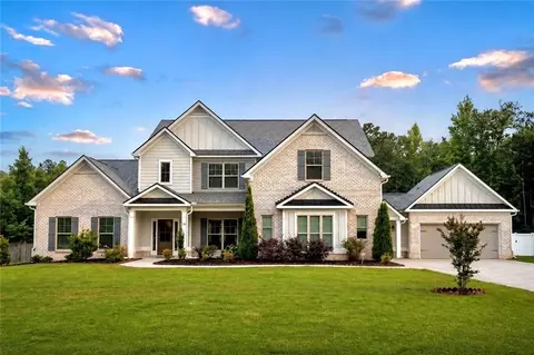 Exterior - 150 Peppertree Dr, Newnan, GA 30265 photo 1 of 7