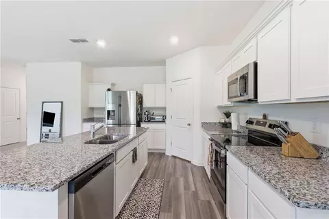 Kitchen - 185 Casteel Ln, Bethlehem, GA 30620 photo 3 of 3