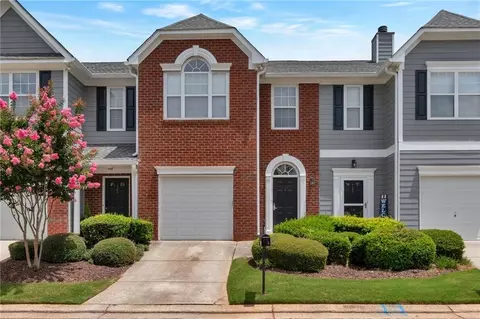 6243 Shoreview Cir, Flowery Branch, GA 30542