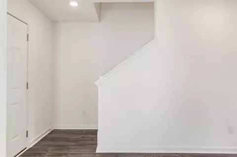 Entry Way - 4341 Foothills Ct, Covington, GA 30016 photo 2 of 5