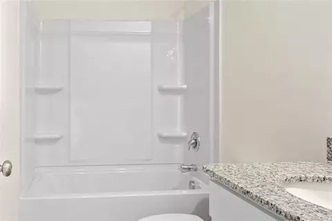 Bath - 4341 Foothills Ct, Covington, GA 30016 photo 3 of 3