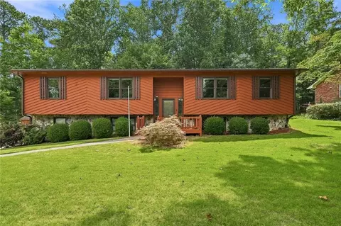 2448 Annandale Dr, Marietta, GA 30066