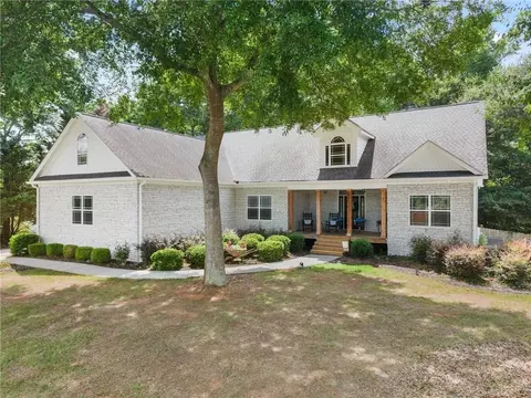 860 Lakeview Dr, Commerce, GA 30529 photo 10