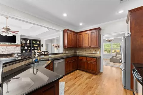 860 Lakeview Dr, Commerce, GA 30529 photo 23