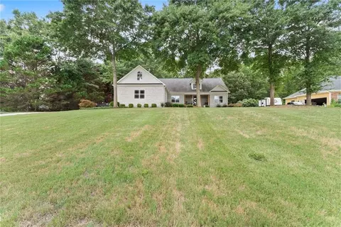 860 Lakeview Dr, Commerce, GA 30529 photo 5