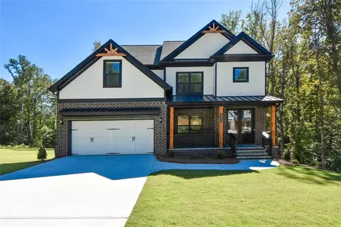 8275 Crooked Creek Dr, Cumming, GA 30028