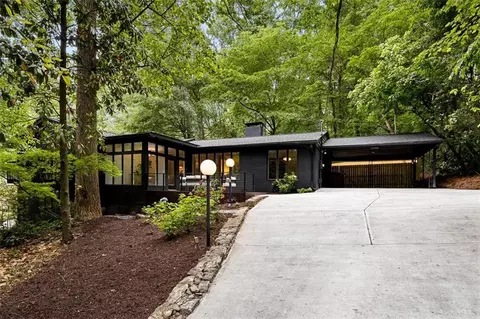 922 Barton Woods Rd NE, Atlanta, GA 30307