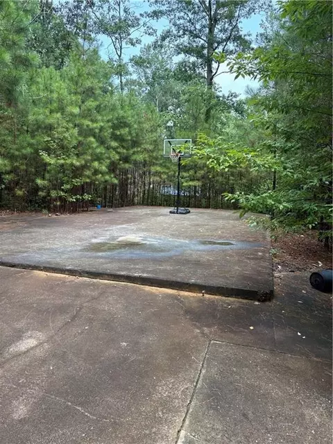 Exterior - 31 Weaver St, Buchanan, GA 30113 photo 3 of 5