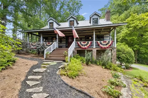 1655 Rockdale Cir, Snellville, GA 30078