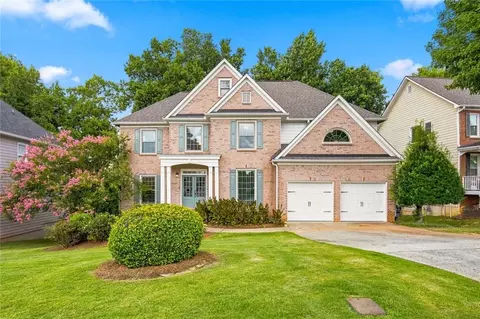 1073 Hopedale Ln, Lawrenceville, GA 30043