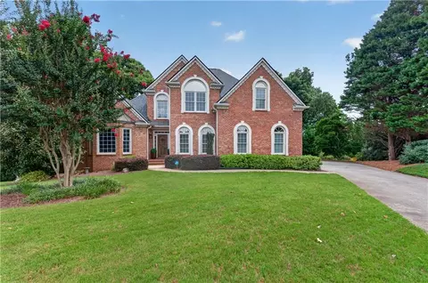 1725 Bucks Club Dr, Alpharetta, GA 30005