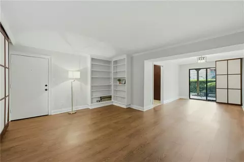 4266 Roswell Rd NE #F2, Atlanta, GA 30342