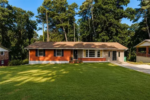452 Kenridge Cir, Stone Mountain, GA 30083