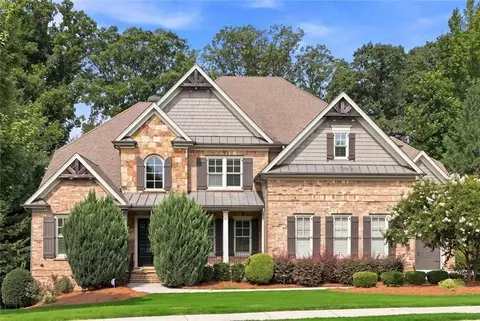 1992 Stonewater Ct, Hoschton, GA 30548