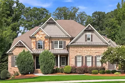 1992 Stonewater Ct, Hoschton, GA 30548
