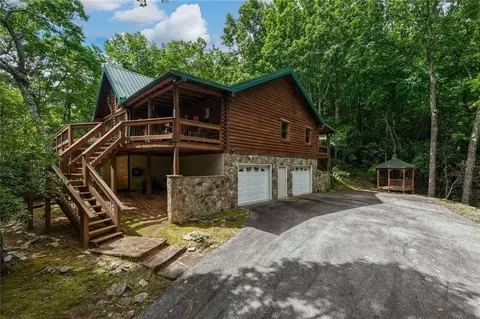 154 Summer Ln, Clayton, GA 30525