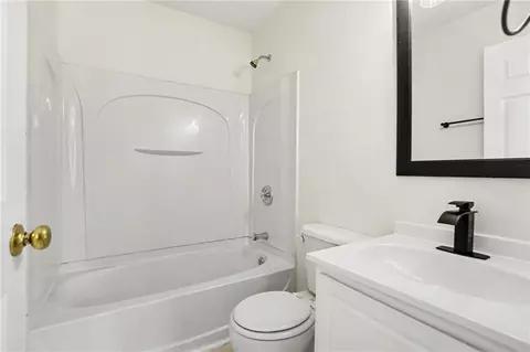 Bath - 1795 Fielding Way, Hampton, GA 30228 photo 2 of 2