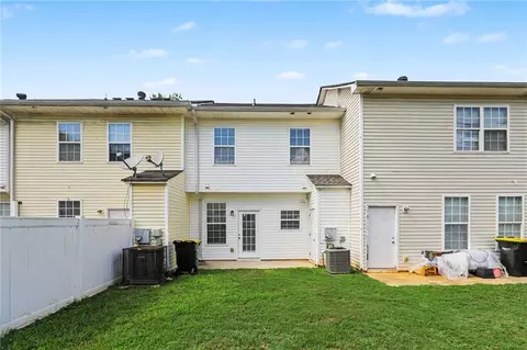 Exterior - 1795 Fielding Way, Hampton, GA 30228 photo 5 of 6