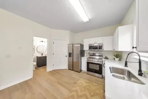 Kitchen - 1779 Fielding Way, Hampton, GA 30228 photo 1 of 2