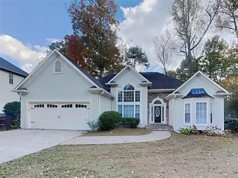 6898 Fox Hunt Cir, Douglasville, GA 30135
