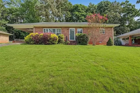 134 Larose Cir SE, Marietta, GA 30060