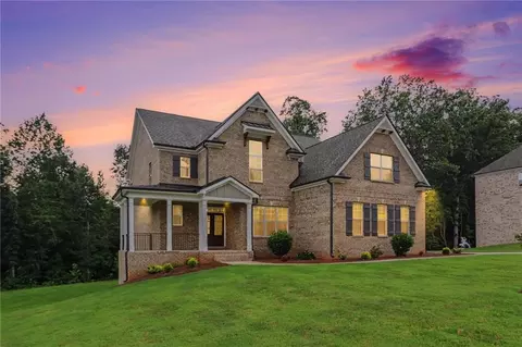 7540 Sunridge Ln, Douglasville, GA 30135