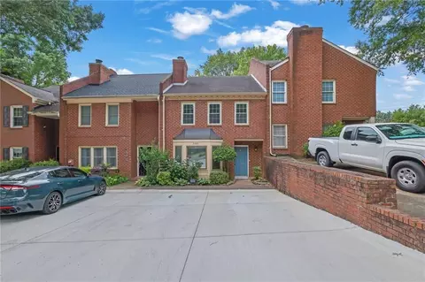 3166 Corner Oak Dr, Norcross, GA 30071