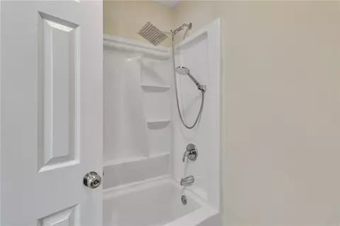 Bath - 6817 Red Maple Dr, Rex, GA 30273 photo 2 of 3
