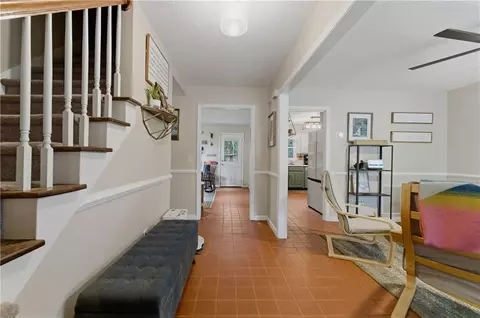 Entry Way - 117 Oak Rdg, Monroe, GA 30655 photo 1 of 2