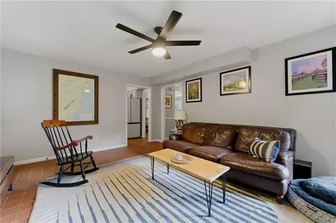 Living - 117 Oak Rdg, Monroe, GA 30655 photo 2 of 2