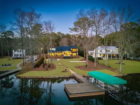 298 W River Bend Dr, Eatonton, GA 31024