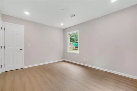Bedroom - 14908 Brown Bridge Rd, Covington, GA 30016 photo 6 of 6