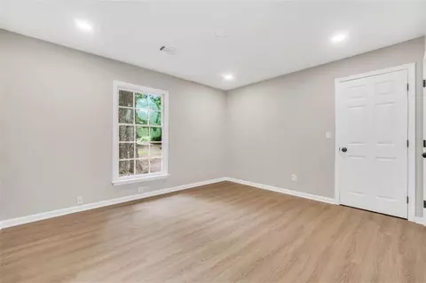 Bedroom - 14908 Brown Bridge Rd, Covington, GA 30016 photo 2 of 6
